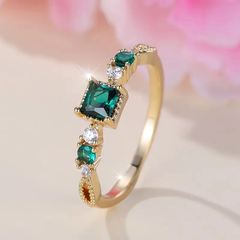 Green Fine Crystal Gold Ring