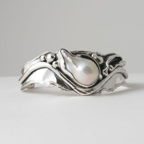 Irregular Pearl Silver Forged Ring