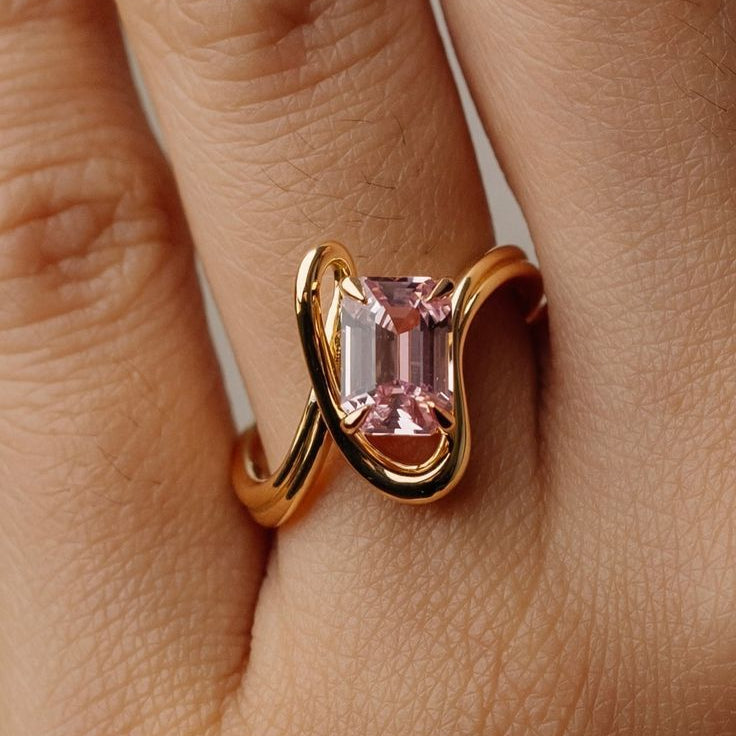 Wavy Pink Crystal Golden Ring