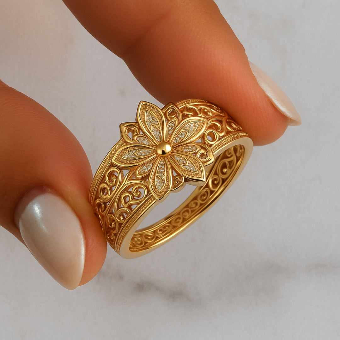 Flower Zirconia Exotic Gold Ring
