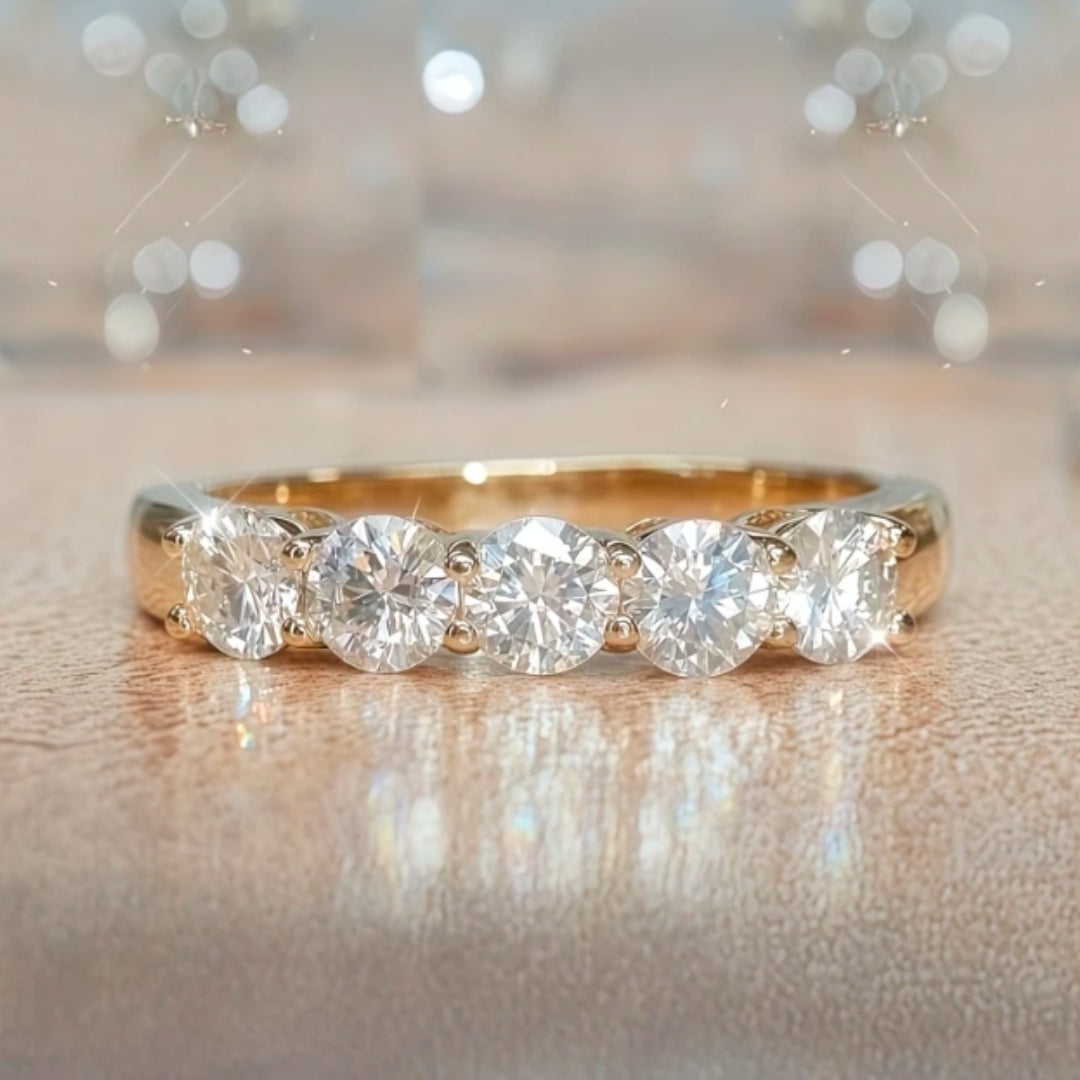 Bright Round Crystal Ring