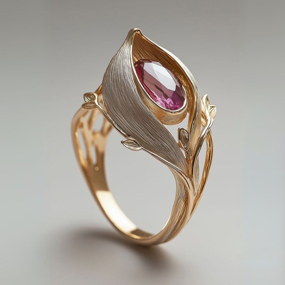 Exotic Pink Glass Eye Gold Ring