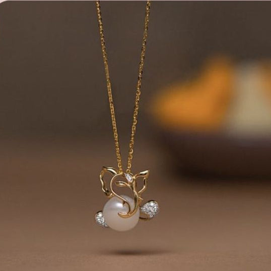 Pearl & Zirconia Necklace