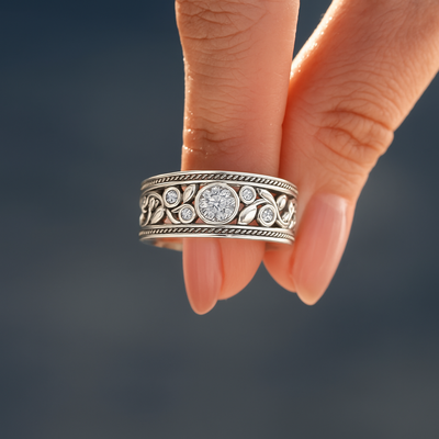 Vintage Silver & Zirconia Ring