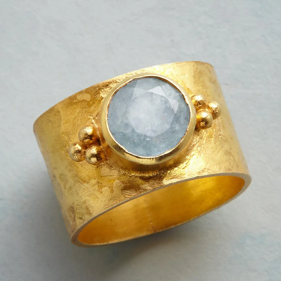 Vintage Moonstone Golden Ring
