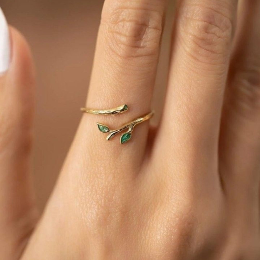 Adjustable Green Zirconia Leaf Ring