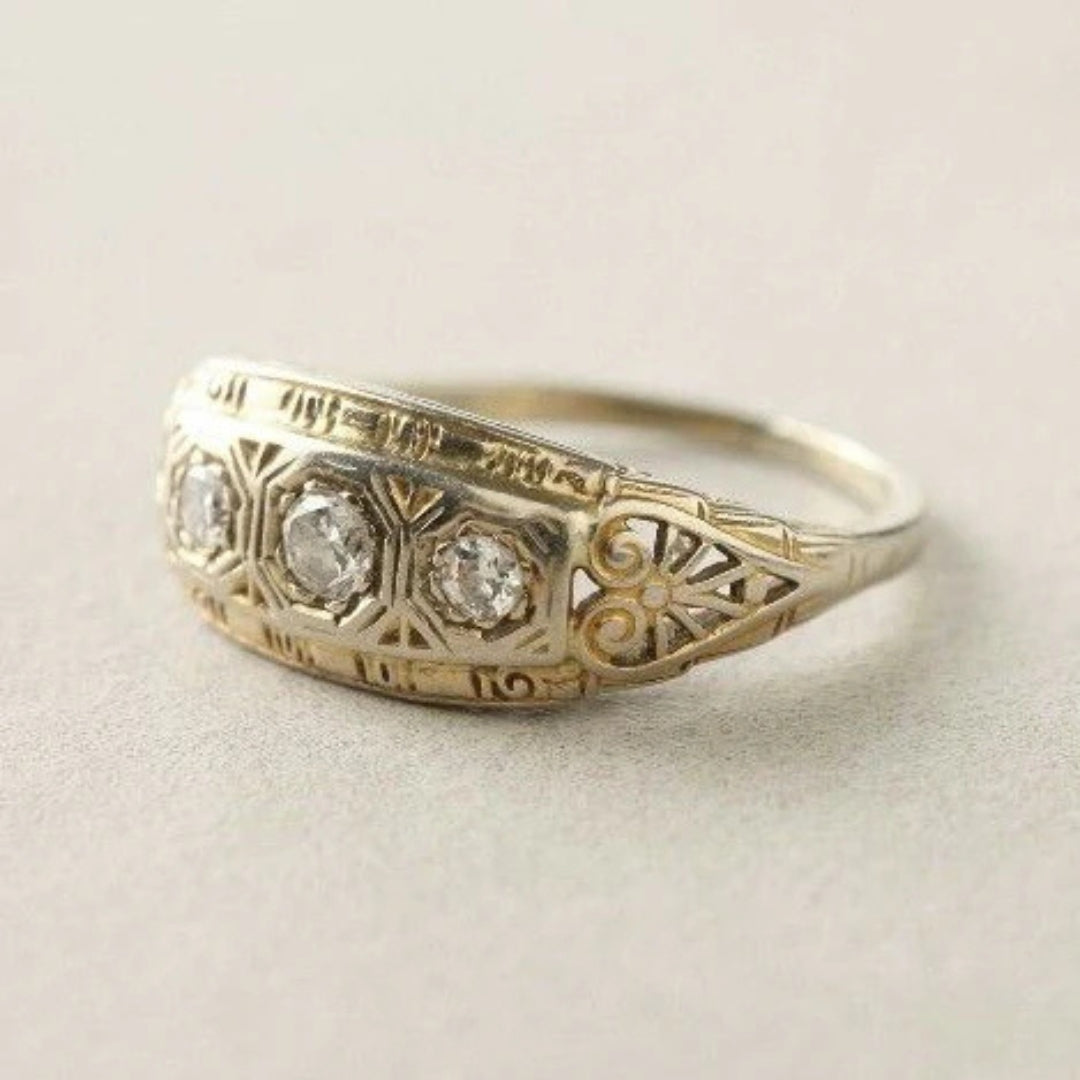 Zirconia Fine Gold Ring